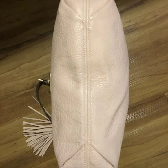 Michael Kors Leather Shoulder Bag EUC - Picture 7 of 15